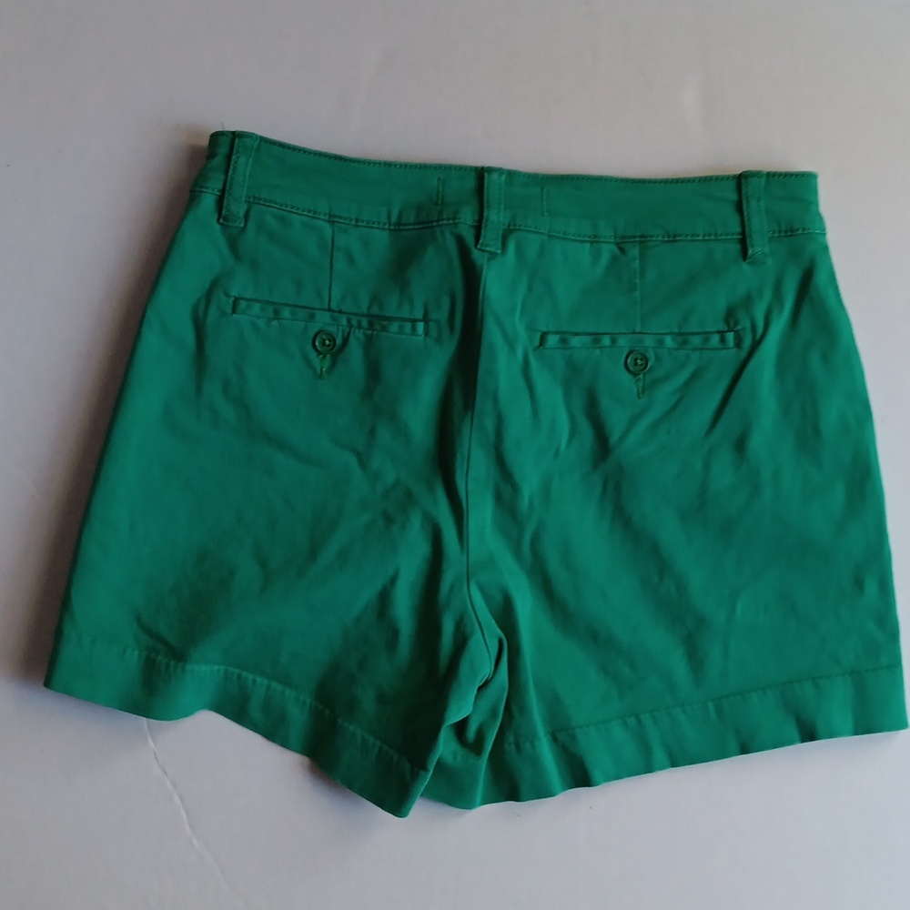 VBRANT GREEN WOMEN'S SHORTS SIZE 2 - Picture 3 of 5